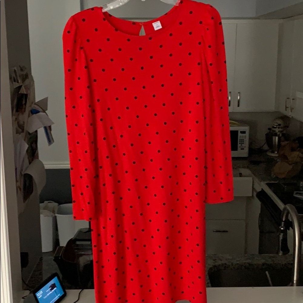 Old Navy polka dot dress. Worn once!